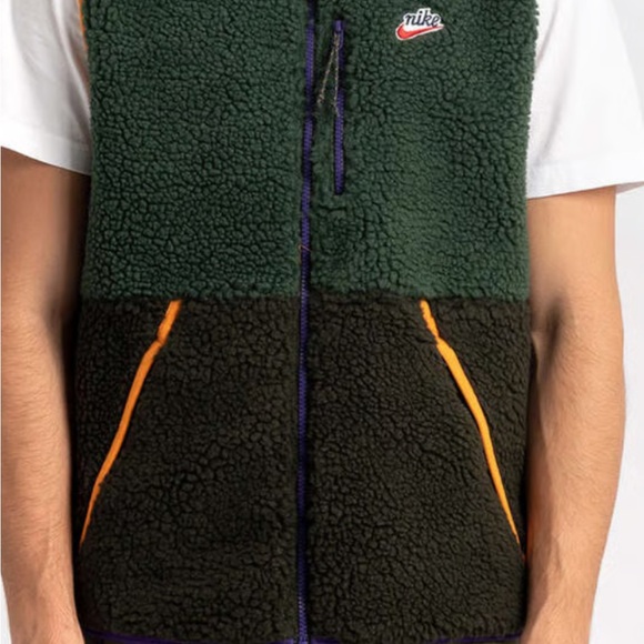 Nike Other - Rare Nike Sportswear Heritage Sherpa Fleece Vest. (No Longer in Production)